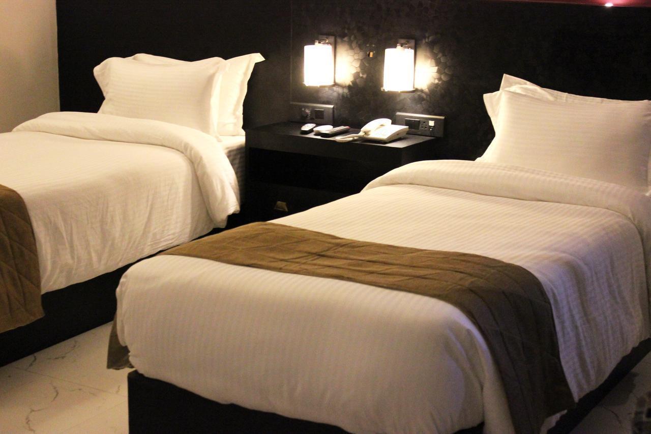 Hotel Grand Tizu Dimāpur Exteriér fotografie